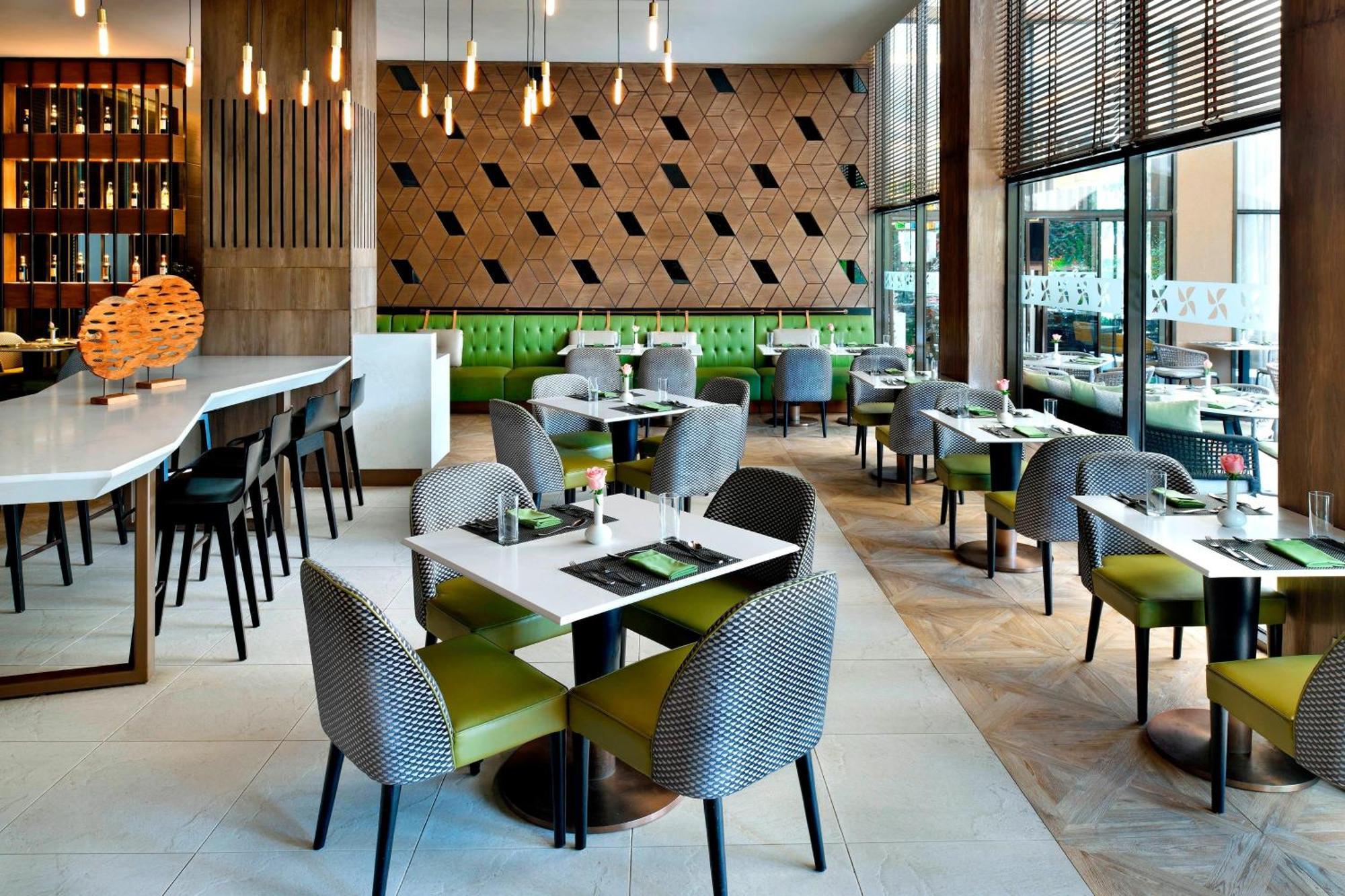 Four Points By Sheraton Nairobi Hurlingham Exterior foto