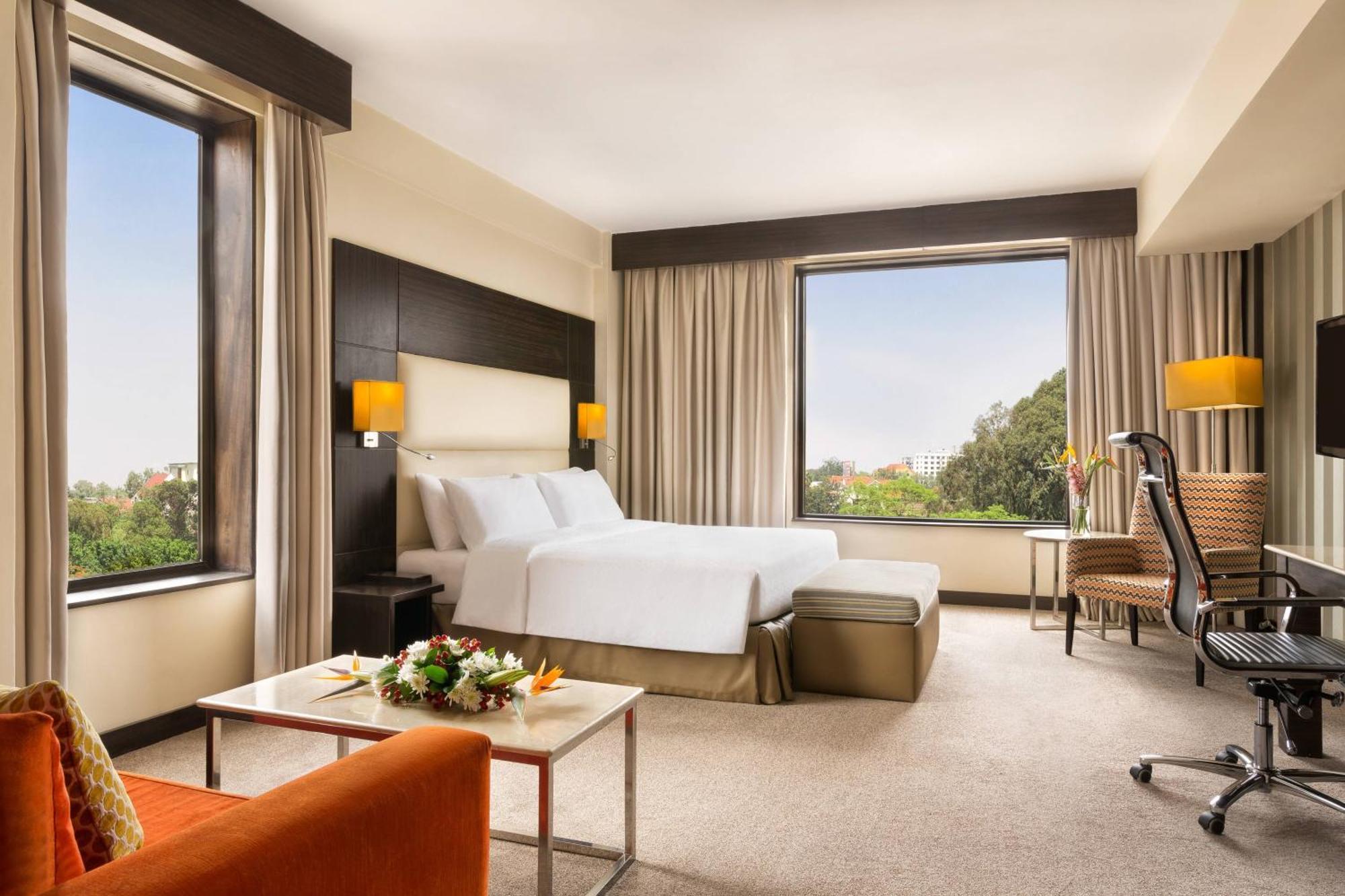 Four Points By Sheraton Nairobi Hurlingham Exterior foto
